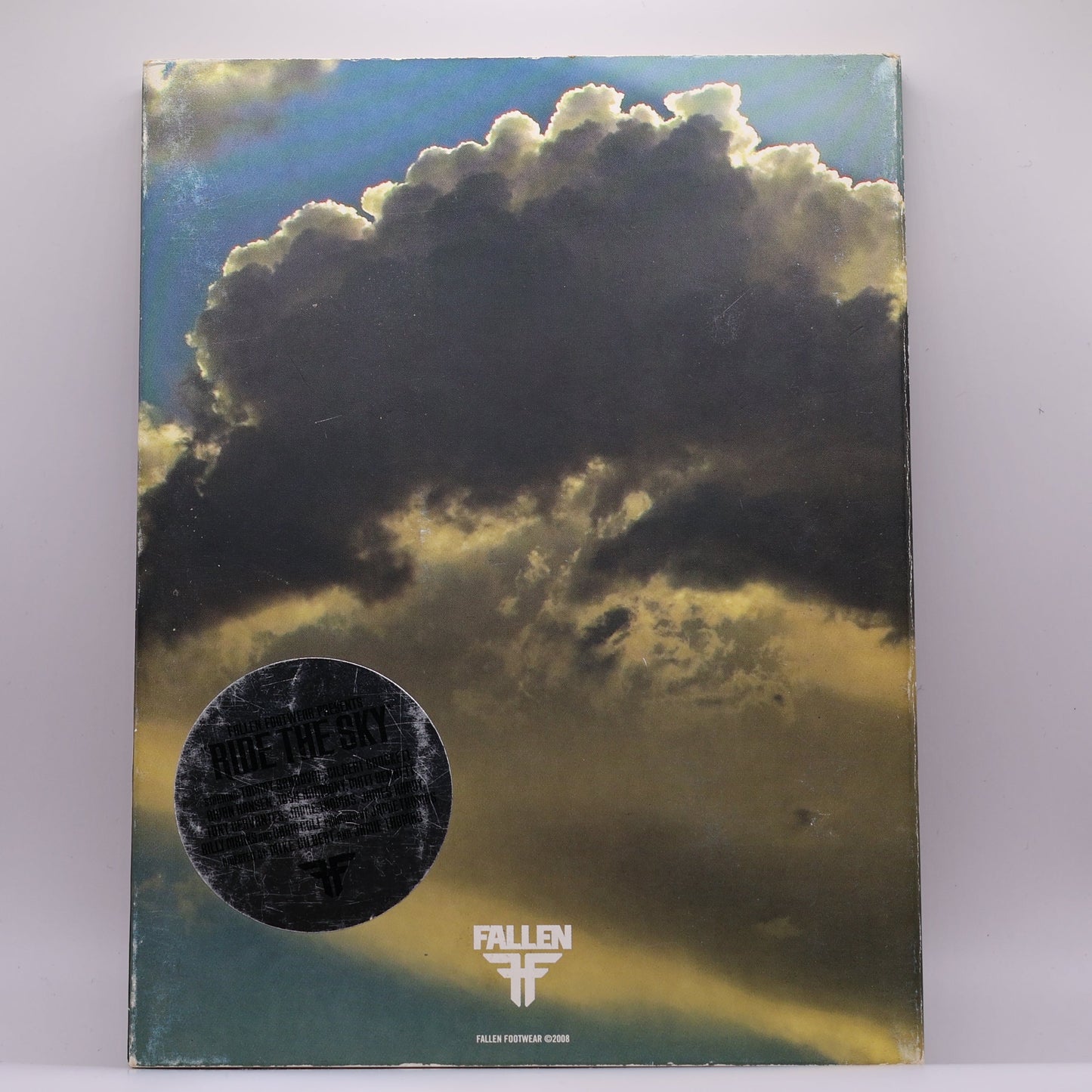 Fallen Footwear Ride the Sky Skateboarding DVD – Chris Cole – 2008