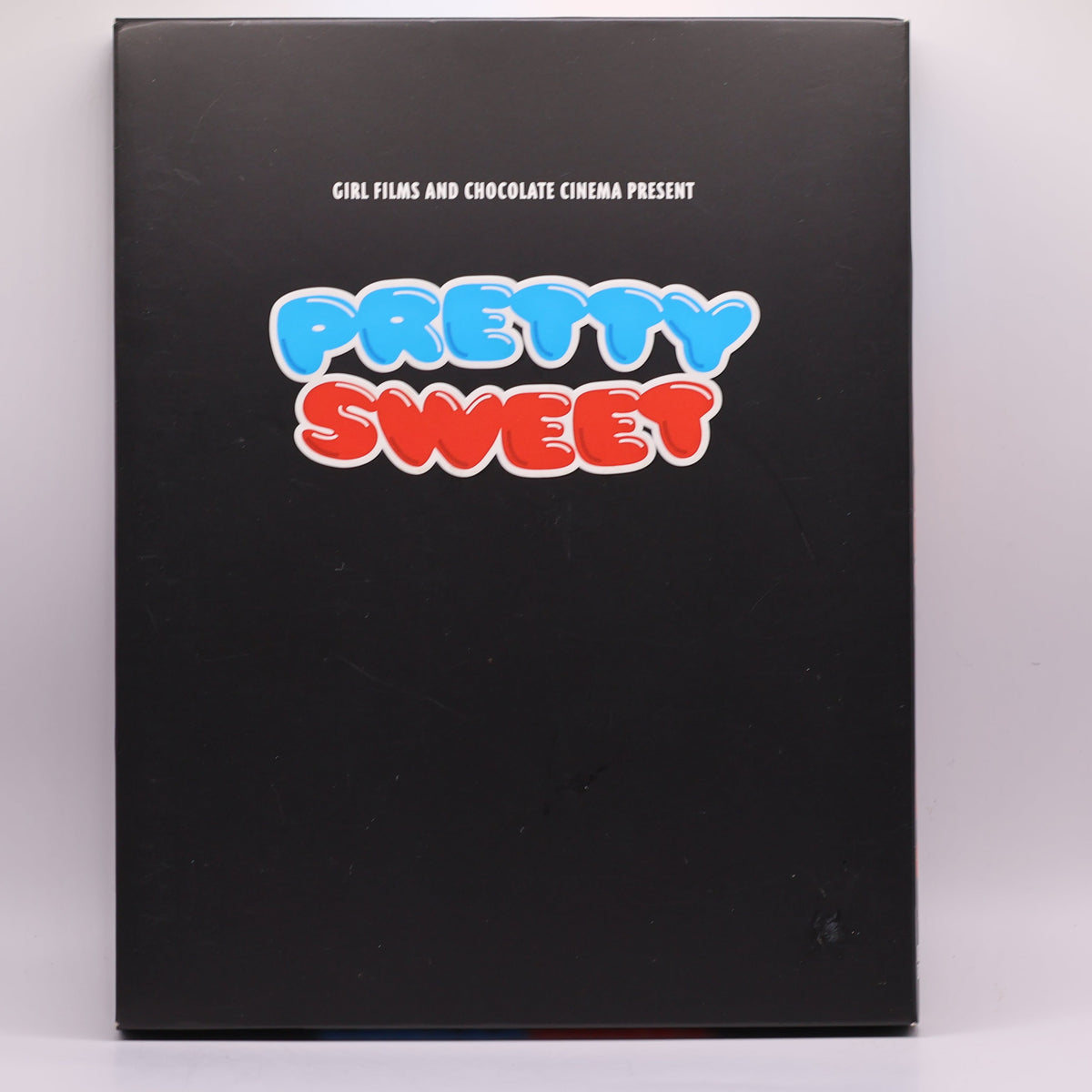 Girl & Chocolate Skateboards Present: Pretty Sweet (Deluxe Edition) [Blu-Ray + DVD Combo]
